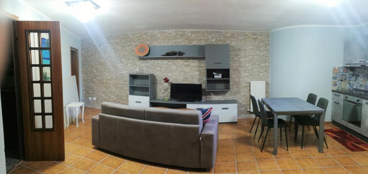 La Taverna Appartamento Scala A Chiocciola Follonica Bagian luar foto