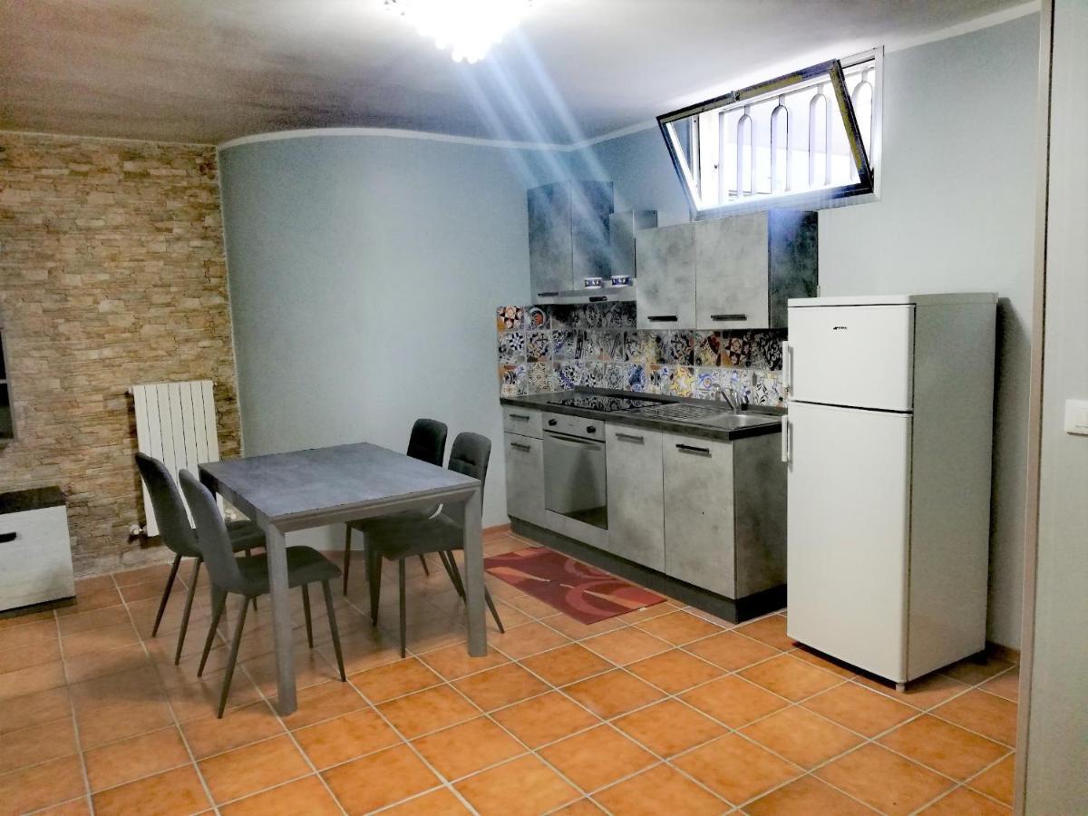 La Taverna Appartamento Scala A Chiocciola Follonica Bagian luar foto